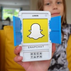 Poptacular Board Games 100 PICS - Logo Quiz