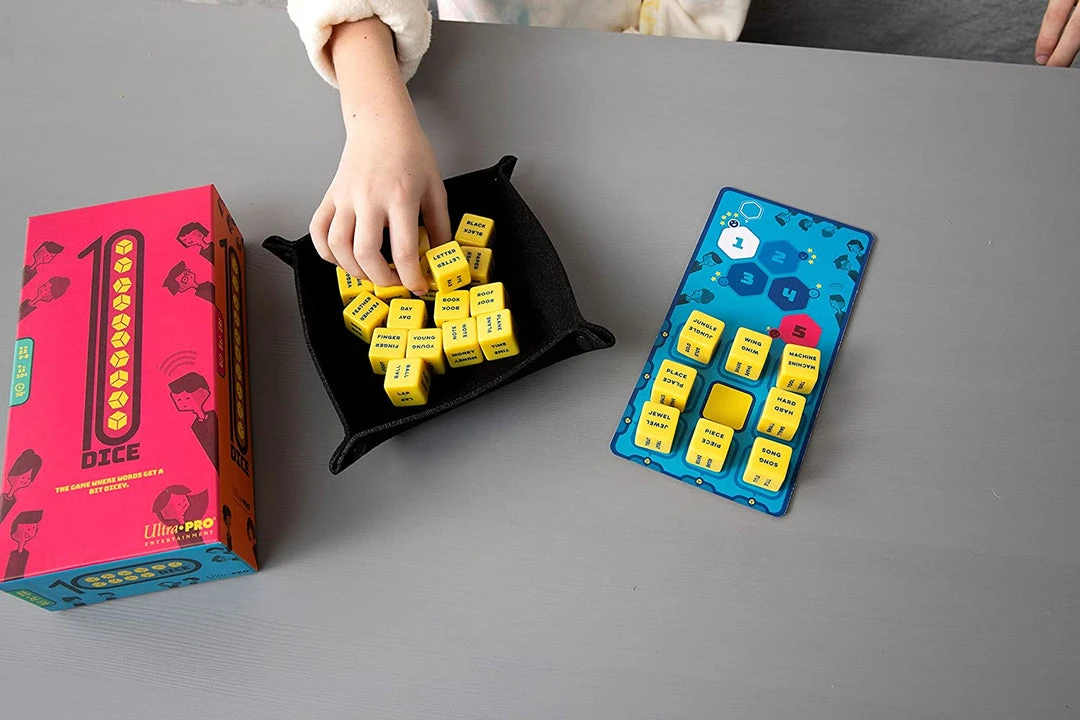 Playroom Entertainment 10 Dice Board Games 4 Playroom Entertainment 10 Dice Board Games