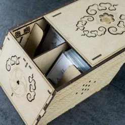 Import Games The Dicetroyers - Deck Holder: Cherry Version (500 Standard Size Sleeved Cards) (Italy Import)