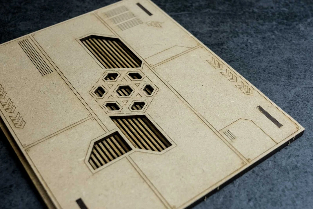 Import Games The Dicetroyers - Deck Holder: Crate Version (500 Standard Size Sleeved Cards) (Italy Import) 5 Import Games The Dicetroyers - Deck Holder: Crate Version (500 Standard Size Sleeved Cards) (Italy Import)