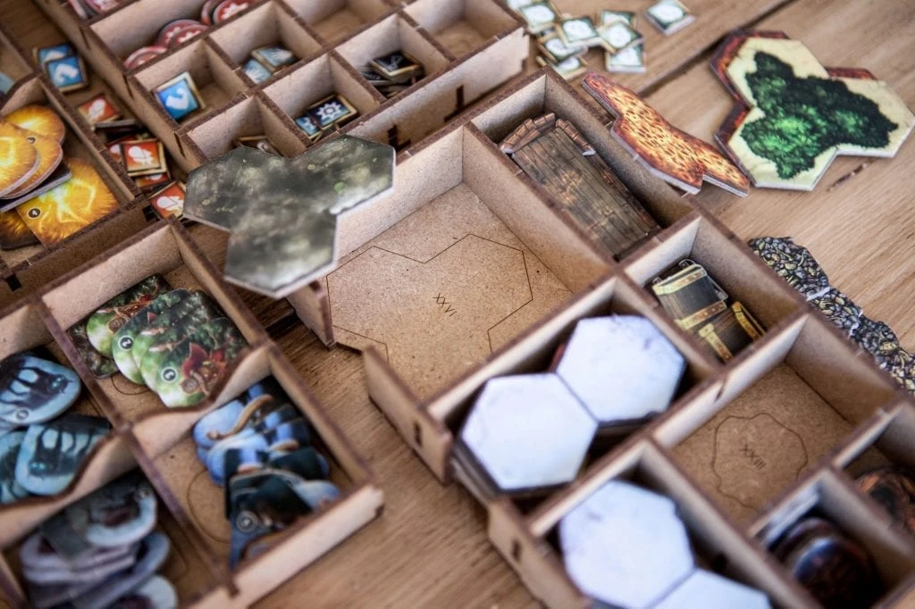 Import Games The Dicetroyers - Gloomhaven (Italy Import) 17 Import Games The Dicetroyers - Gloomhaven (Italy Import)