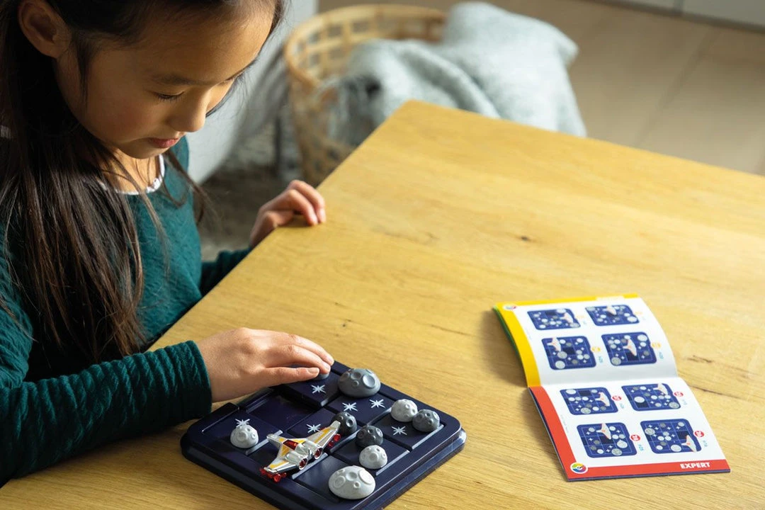 Smart Games: Asteroid Escape 3 Smart Games: Asteroid Escape